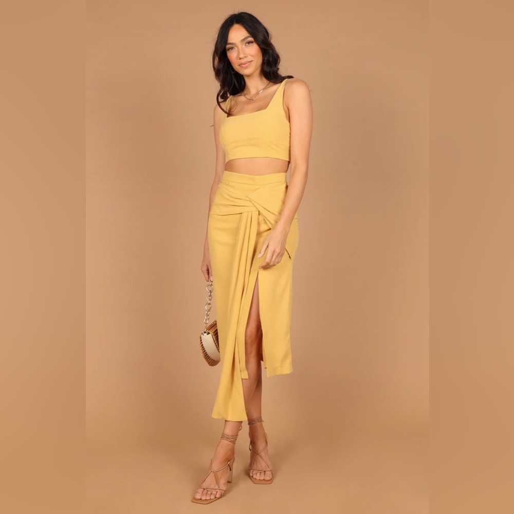 Petal & Pup (SNDY’S) set, medium, top worn once, bottoms new w/tag. Yellow/gold.